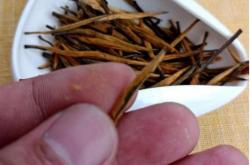 大金针茶叶是凉性的吗