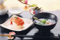 夏天美食：用长袜来制作冰激凌卷