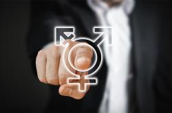打头骨老师当庭翻供，揭示事件背后的真相与反思