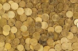 足金价一夜跌近10元，市场波动下的黄金投资分析