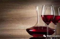 长痘可以喝红酒吗