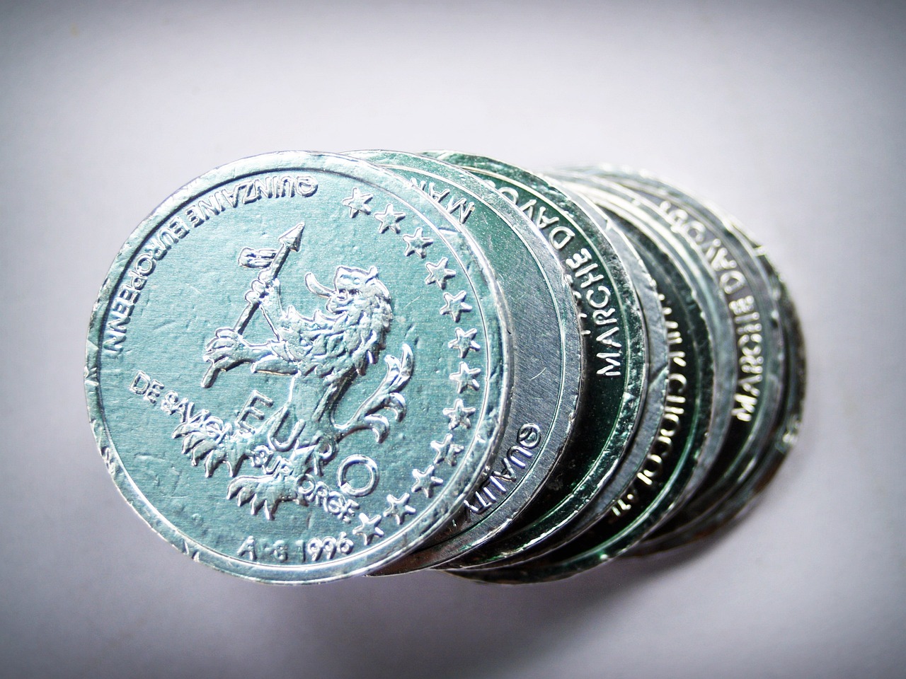 黄金回收中的质量变化，93克为何变84克？