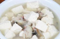 鳕鱼炖豆腐的做法视频