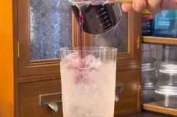 雪碧红酒制作过程视频