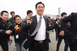 锦龙股份接连卖子，莞商杨志茂出清主业的背后有何图谋？