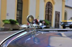 如何正确使用车辆图片，版权、创意与道德的交汇点