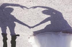 婚姻的裂痕，男主出轨女配的心理剖析与情感修复