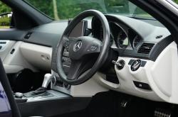 安全驾驶，生命至上，掌握关键行车知识