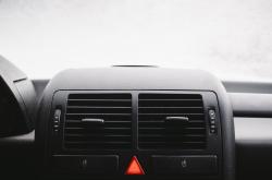 汽车空调滤芯更换指南，保持清新空气，延长爱车寿命