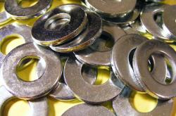 汽车保养中火花塞更换的必要性与维护指南