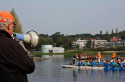 粽叶飘香，龙舟竞渡，探索端午节的传统文化与现代传承