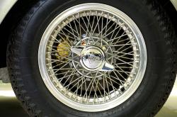 轮胎保养与换机油，汽车健康的双重奏