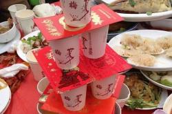 西餐红酒杯摆放位置