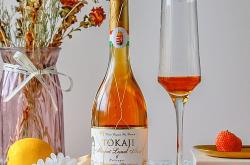 匈牙利红葡萄酒