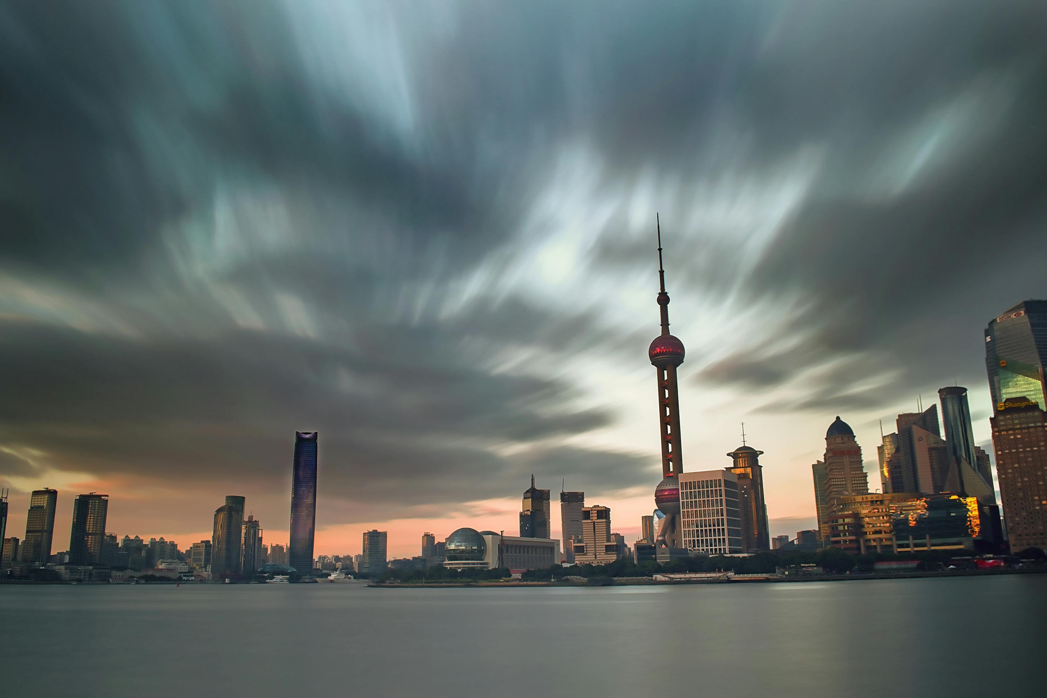 上海新盘到访量增加，市场复苏与购房新趋势分析